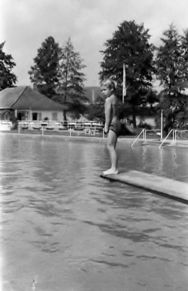 0090-16.jpg