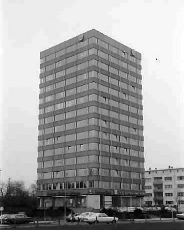 0194-02.jpg